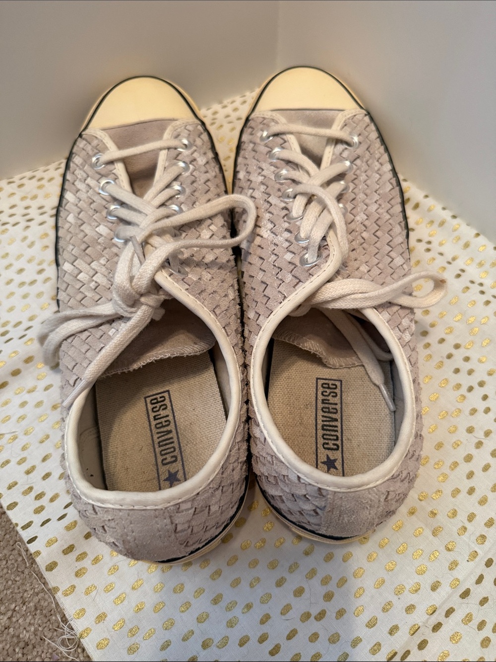 Converse unisex Woven Lace-Up Sneakers in Beige and Cream - Picture 5 of 11